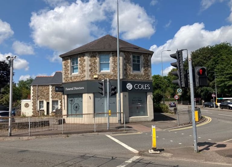 98 Cardiff Rd, Cardiff to rent - Building Photo - Image 2 of 3