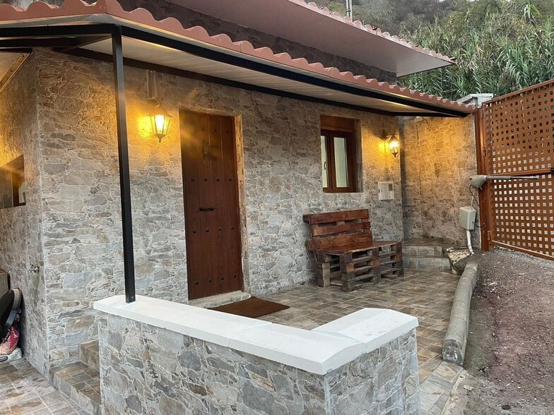 Caserío del Collado, 417, Vega de San Mateo, Las Palmas for sale - Building Photo - Image 1 of 14