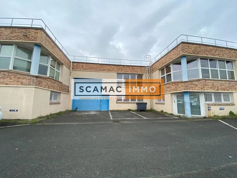 Industrial in Ivry-sur-Seine to rent - Building Photo - Image 1 of 16
