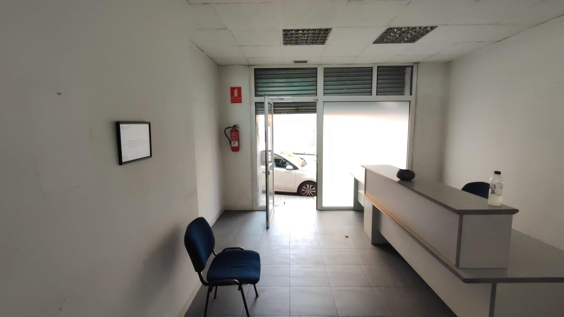 Retail in Manresa, Barcelona to rent Floor Plan- Image 1 of 7