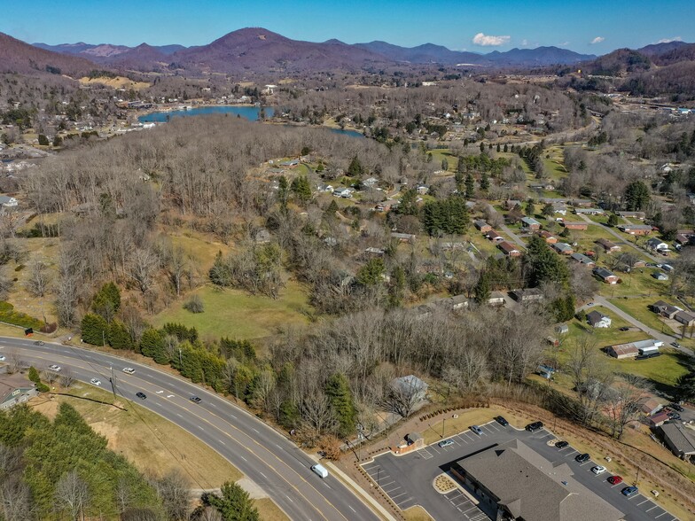 000 Russ Ave, Waynesville, NC for sale - Building Photo - Image 3 of 50