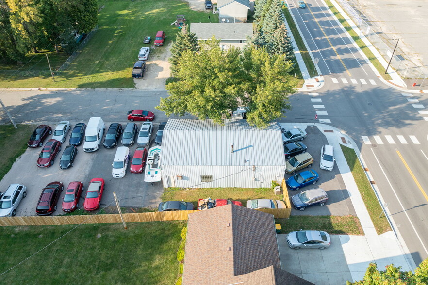 100 4th St SW, Montgomery, MN for sale - Aerial - Image 2 of 7