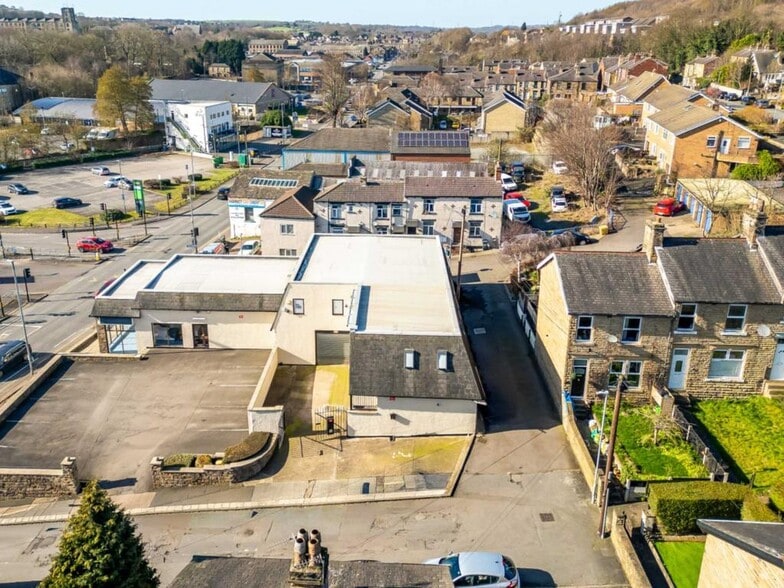 Bankfoot St, Batley for sale - Building Photo - Image 2 of 7