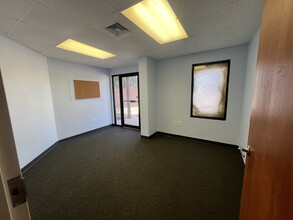 18124 US-280, Dadeville, AL for rent Lobby- Image 1 of 6