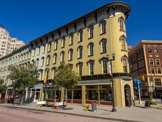 More details for 100-110 Monroe Center St NW, Grand Rapids, MI - Office for Sale