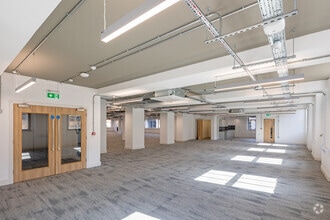 30-34 Hounds Gate, Nottingham to rent Interior Photo- Image 2 of 11