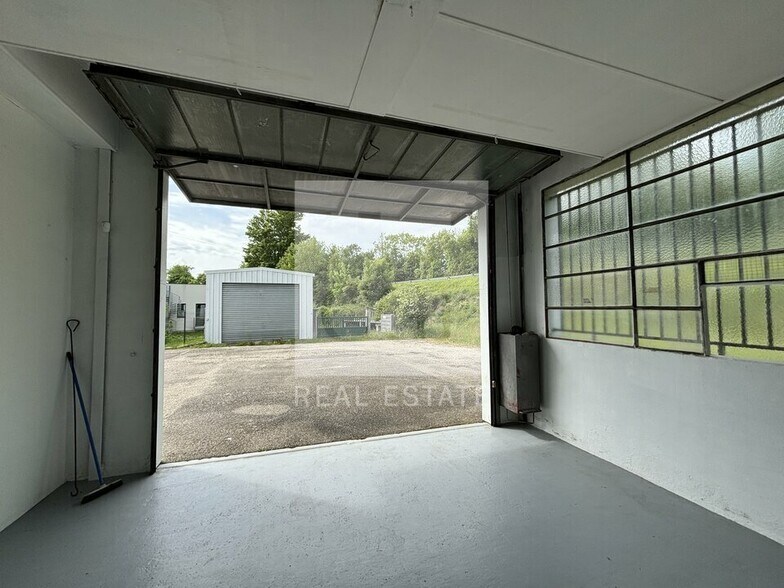 Light Industrial in Ruy to rent - Interior Photo - Image 2 of 13