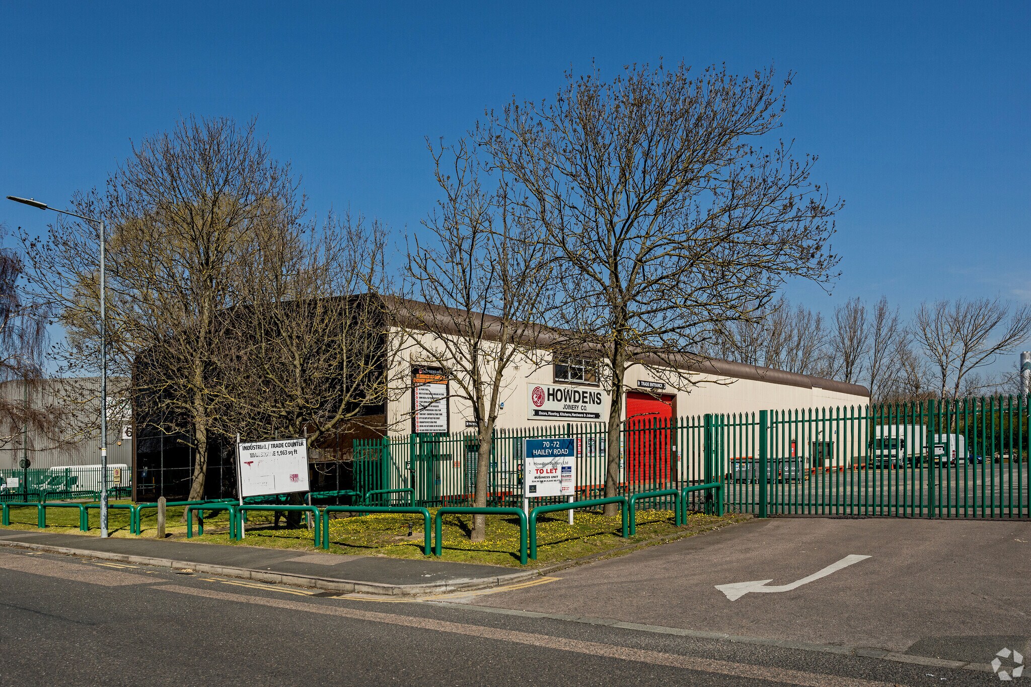 70-72 Hailey Rd, Erith to rent Primary Photo- Image 1 of 4