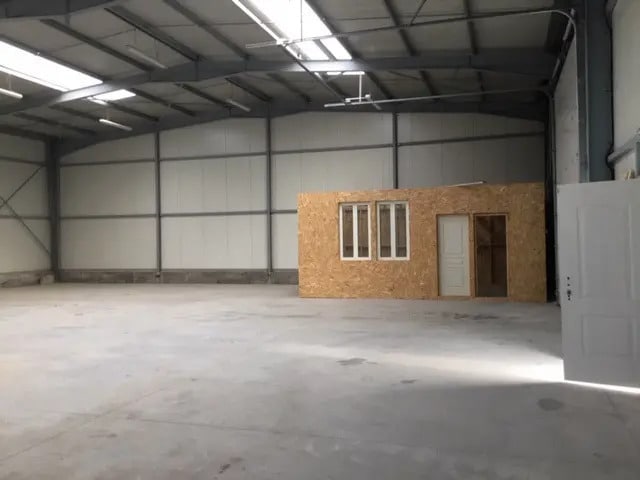 Vente Local d'activités 800 m²