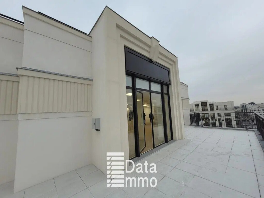 Vente Bureaux 193 m² - Photo 1