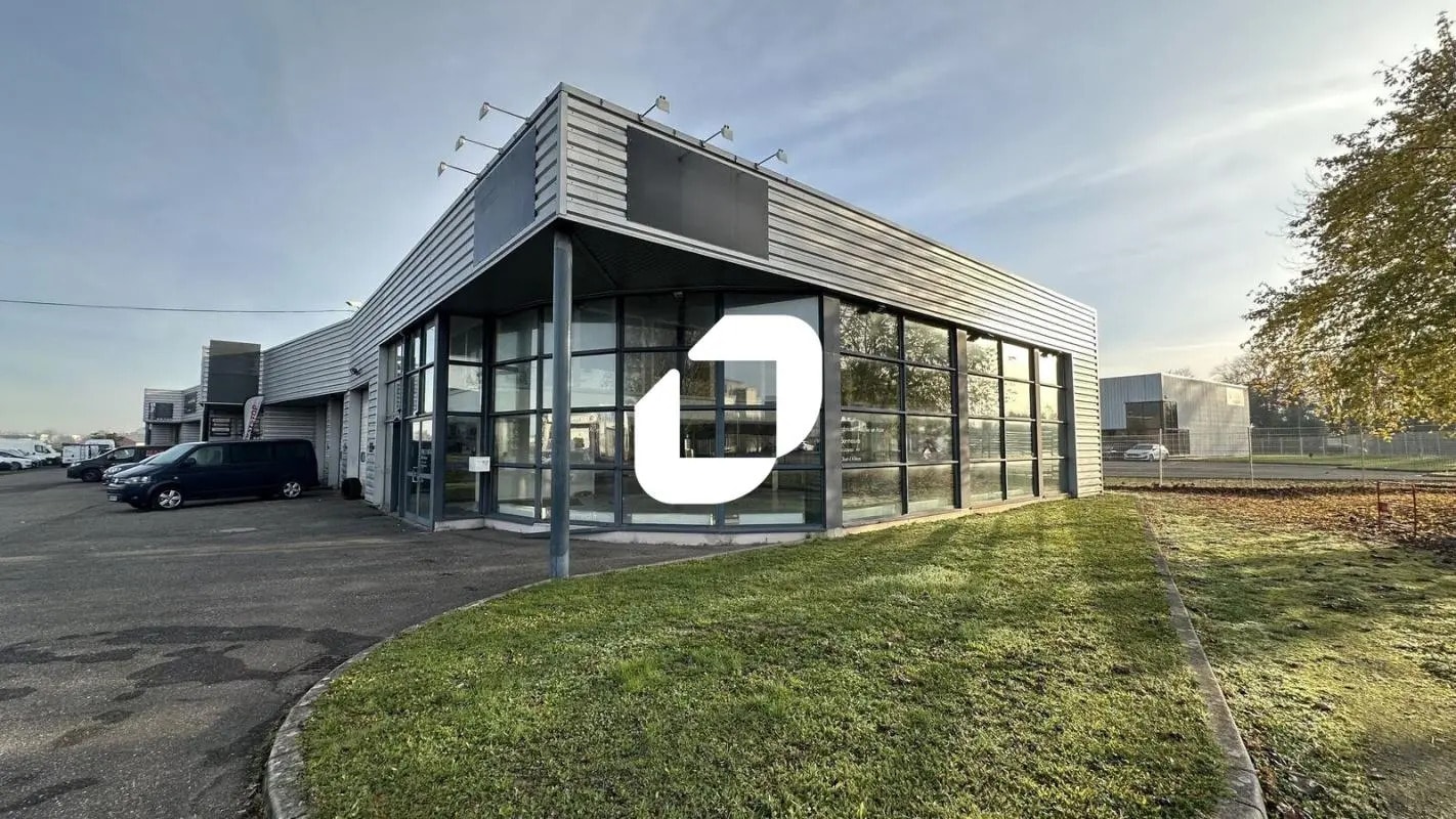 4 Rue Michael Faraday, Ostwald to rent Building Photo- Image 1 of 8