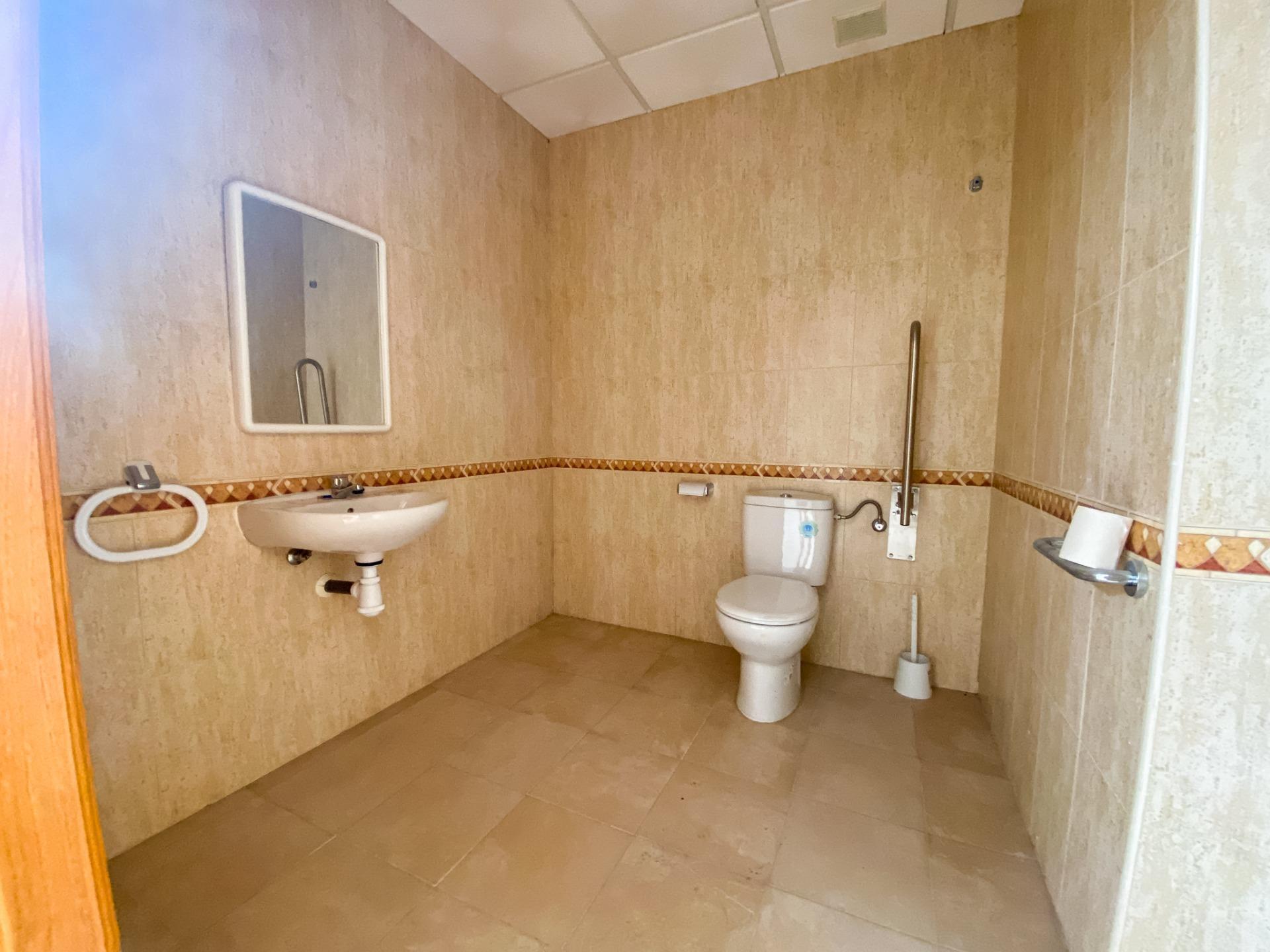 Retail in Cieza, Murcia to rent Interior Photo- Image 1 of 9