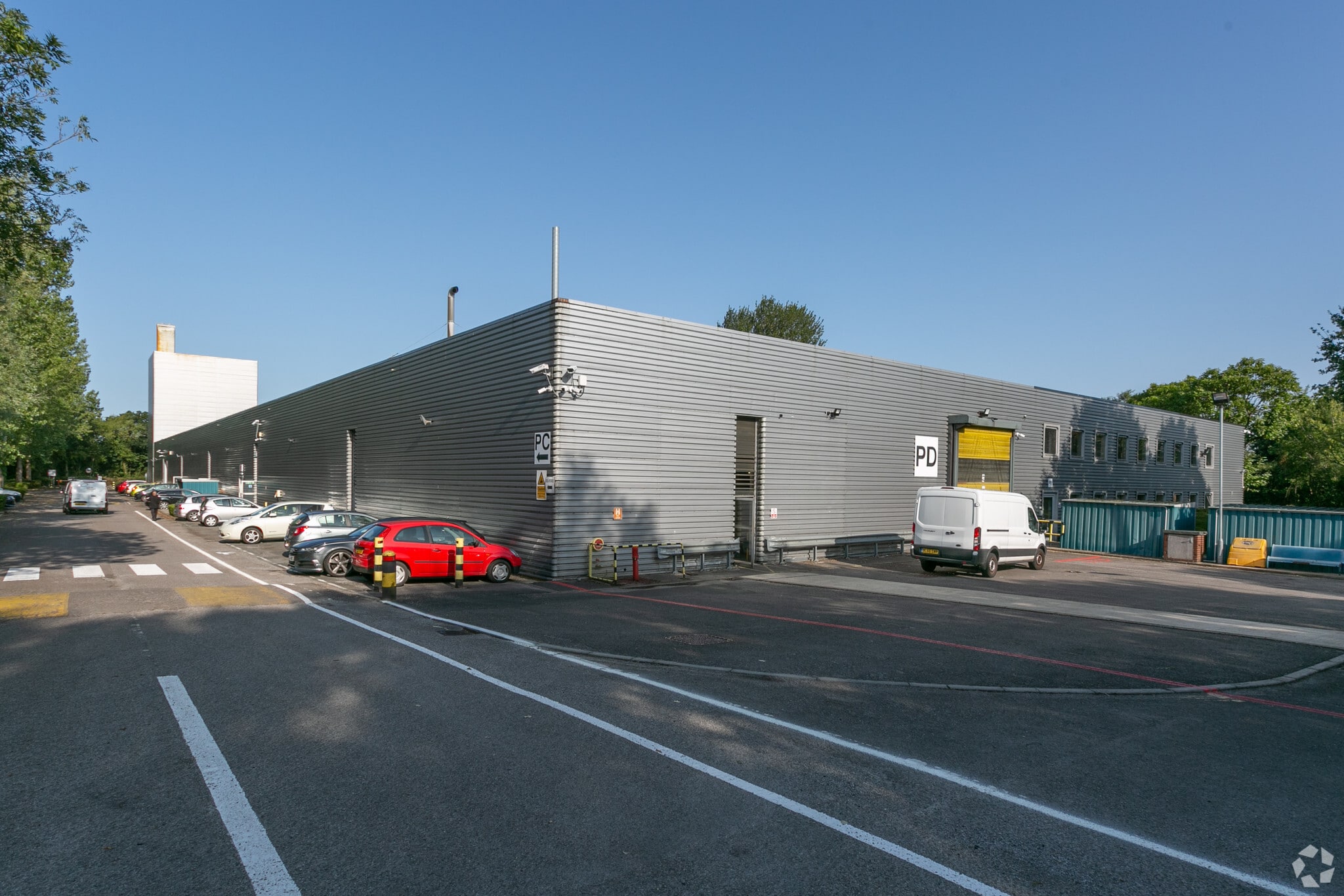 Edison Rd, Swindon for sale Primary Photo- Image 1 of 1