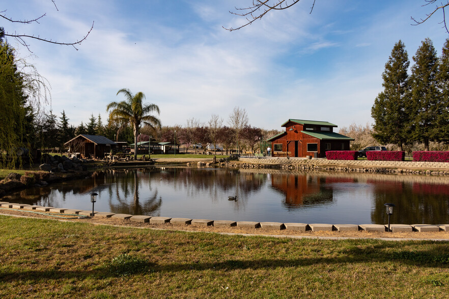 9823 S Henry Rd, Farmington, CA for sale - Building Photo - Image 1 of 1