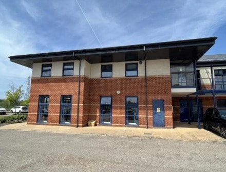 Colliery Ln, Manchester to rent - Building Photo - Image 3 of 4