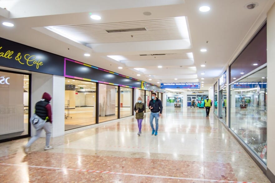 Harvey Centre, Harlow to rent - Interior Photo - Image 3 of 7