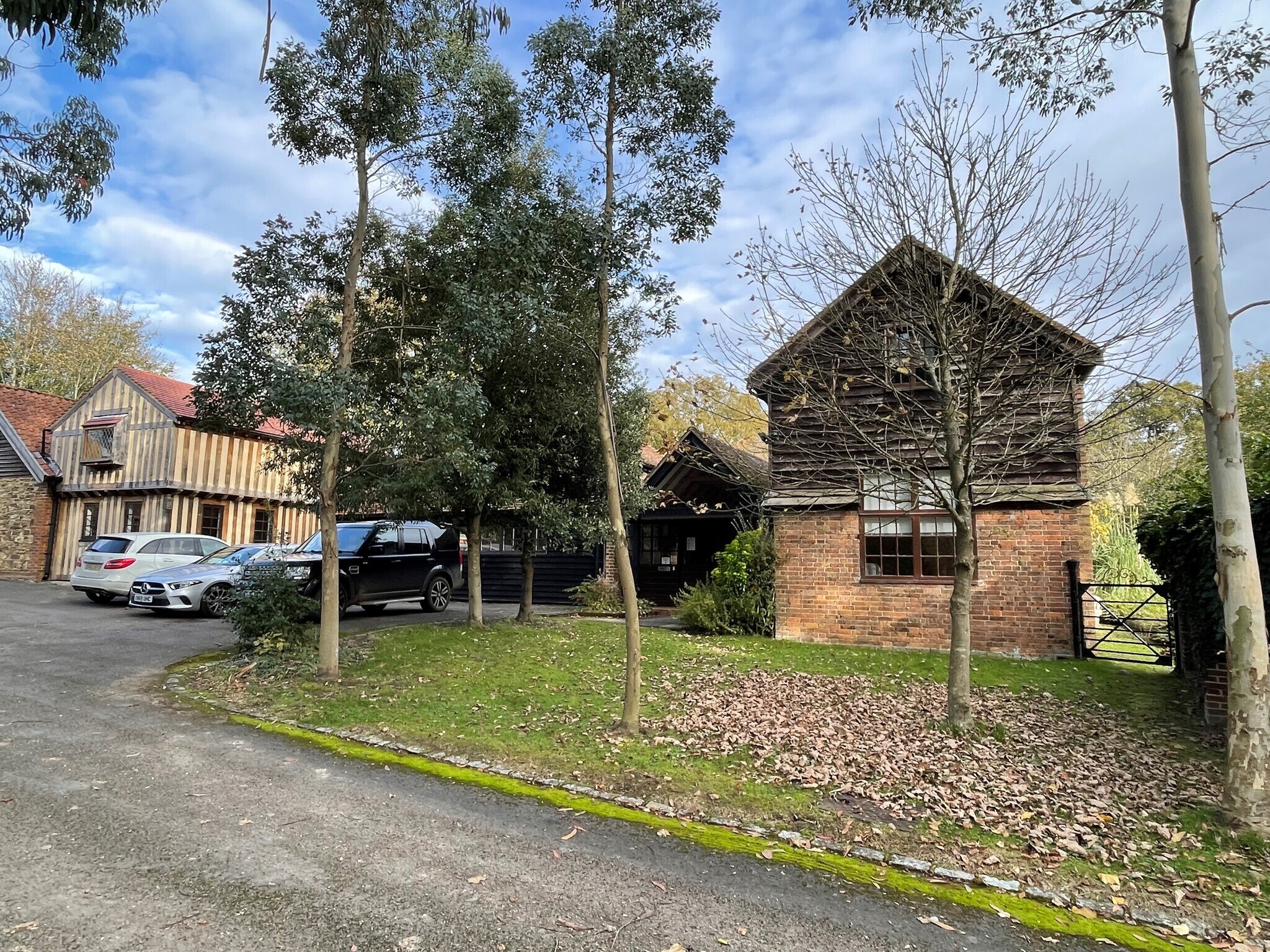 Byfleets Ln, Horsham for sale Building Photo- Image 1 of 1