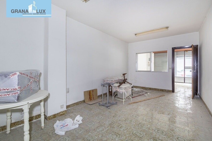 Retail in Granada, Granada for sale - Interior Photo - Image 2 of 12