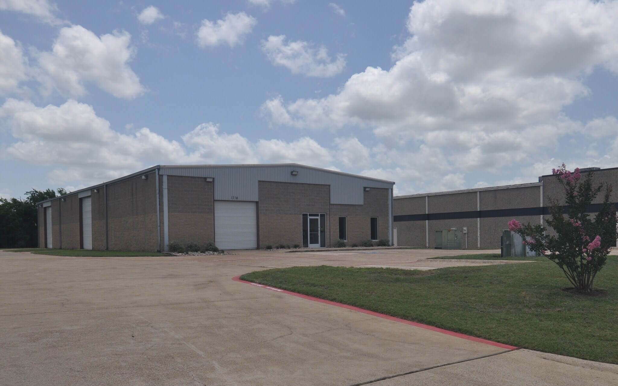 1516 Falcon Dr, DeSoto, TX for sale Building Photo- Image 1 of 1