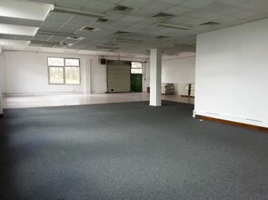 3 avenue du Canada, Les Ulis to rent Interior Photo- Image 1 of 4