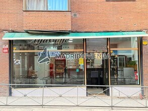 Retail in Madrid, Madrid to rent Building Photo- Image 2 of 9