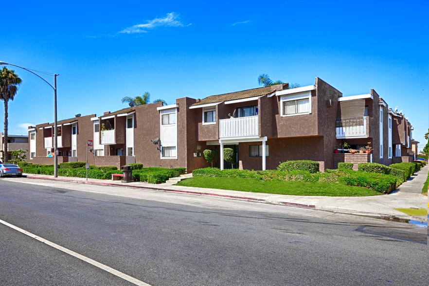 5075 Atlantic Ave, Long Beach, CA for sale - Primary Photo - Image 1 of 1