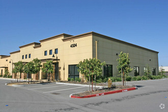 4324 Redwood Hwy, San Rafael, CA for rent Building Photo- Image 1 of 4