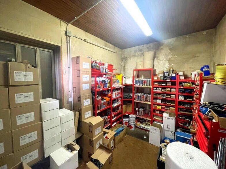 Light Industrial in Sartrouville to rent - Interior Photo - Image 3 of 7