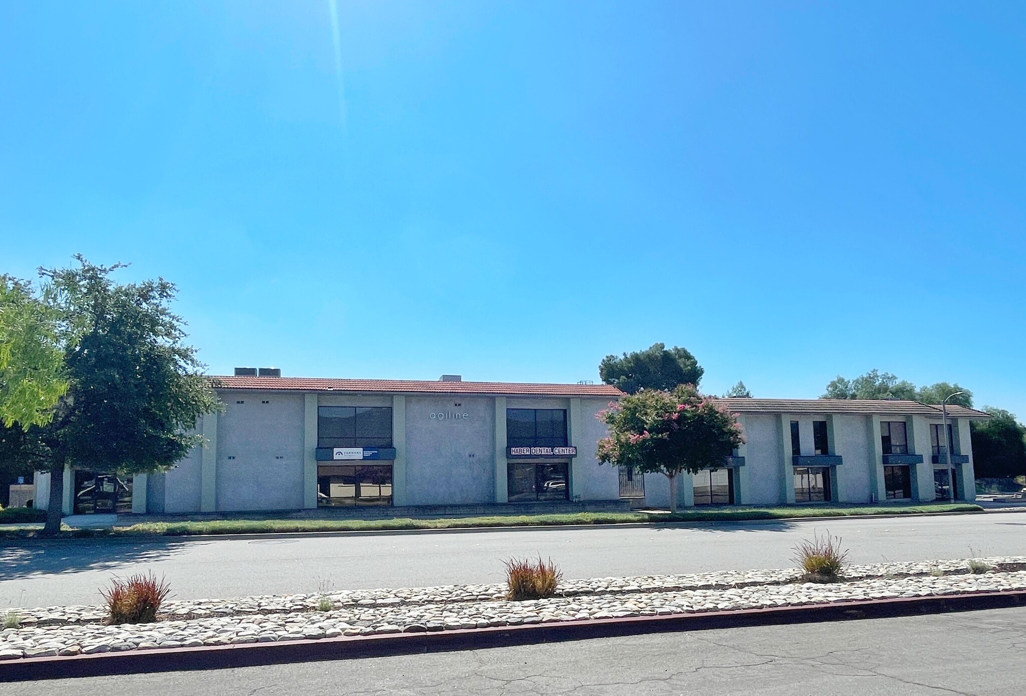 420 W Baseline Rd, Glendora, CA for rent Building Photo- Image 1 of 3