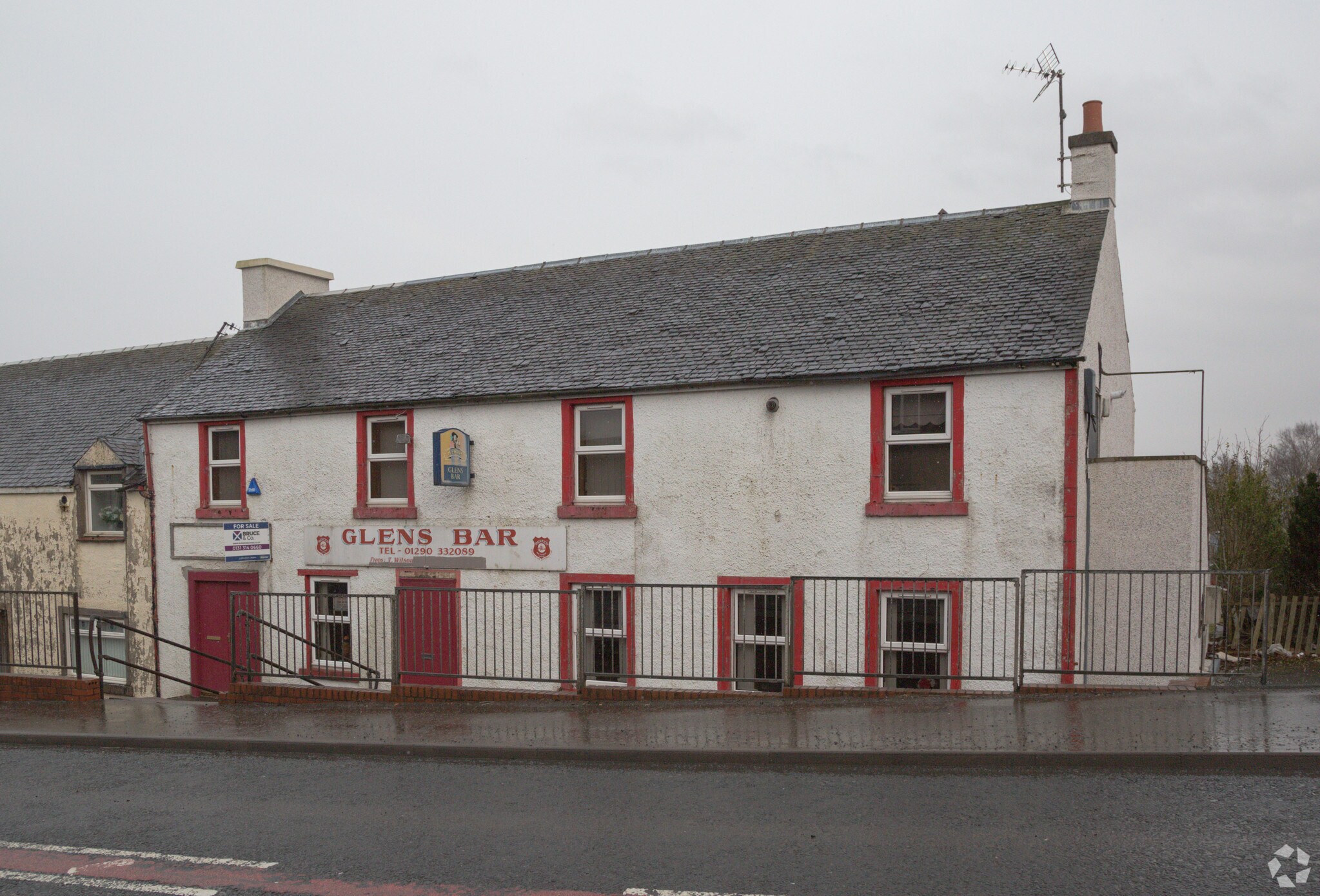 116 The Castle, New Cumnock for sale Primary Photo- Image 1 of 1