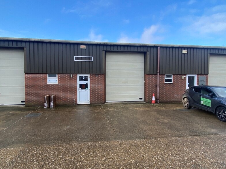 Portway Business Centre, Salisbury to rent - Building Photo - Image 1 of 3