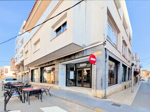 Retail in Alcanar, Tarragona to rent Interior Photo- Image 1 of 4