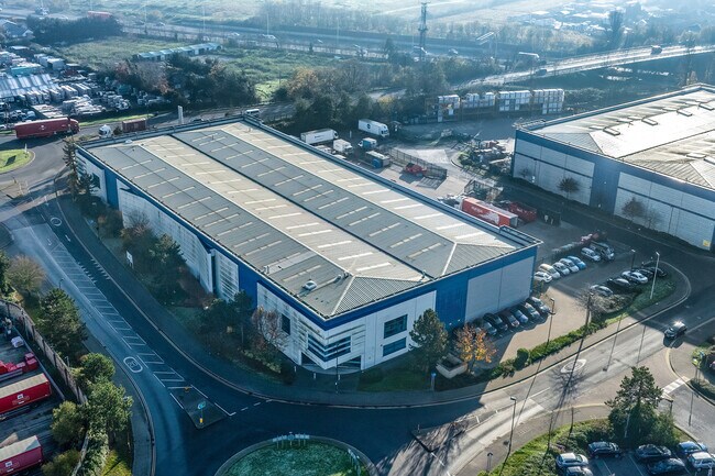 More details for Hurricane Way, Slough - Industrial to Rent