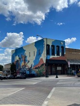 122 N Locust St, Denton, TX for rent Building Photo- Image 1 of 6