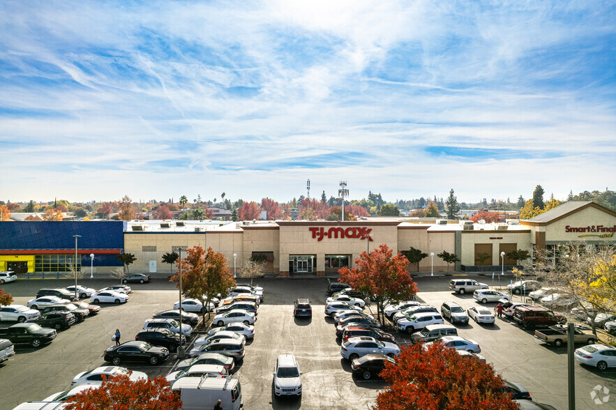 718-760 W Hammer Ln, Stockton, CA for rent - Building Photo - Image 1 of 23