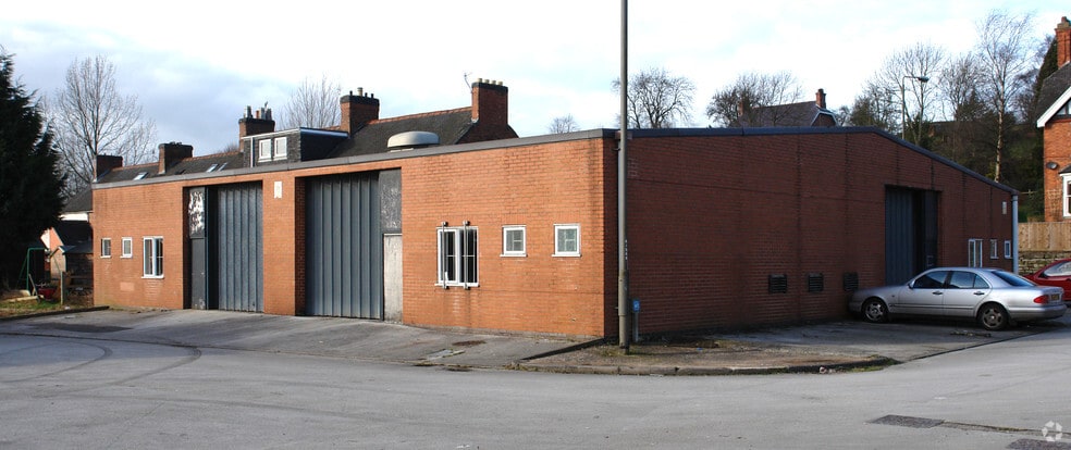 Mayfield Rd, Ashbourne to rent - Primary Photo - Image 2 of 4