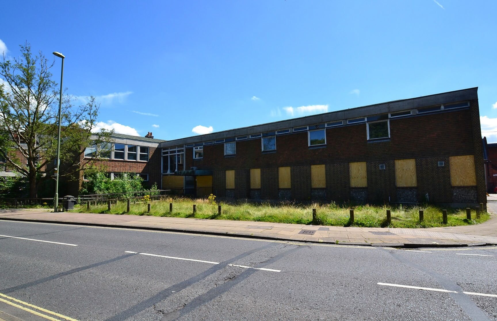 Friarsgate, Winchester for sale Primary Photo- Image 1 of 1