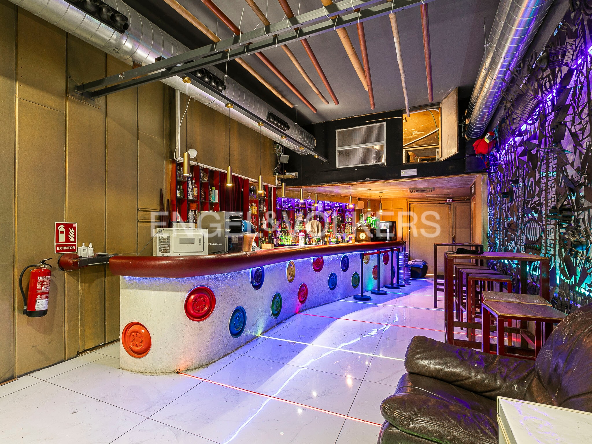 Retail in Barcelona, Barcelona to rent Interior Photo- Image 1 of 33