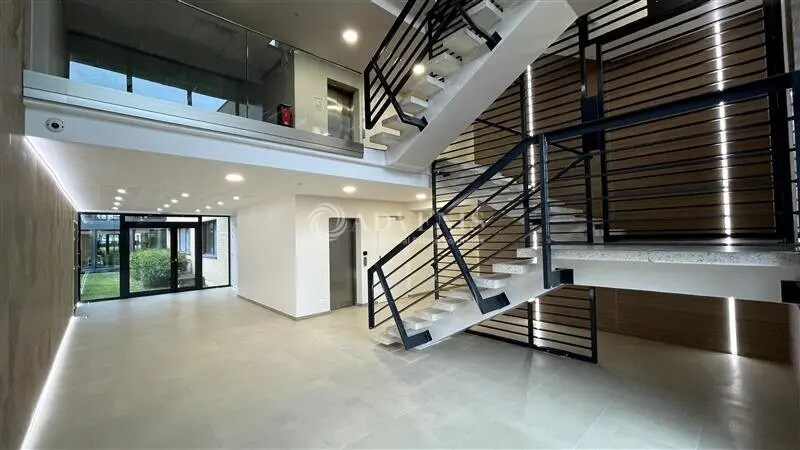 Office in Champs-sur-Marne for sale Building Photo- Image 1 of 10