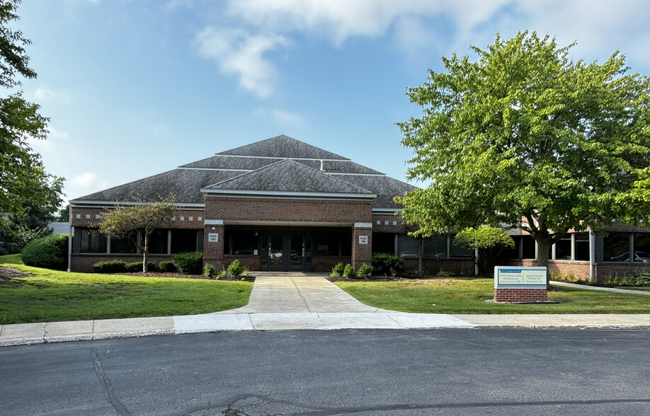 230-270 E Day Rd, Mishawaka, IN for sale - Building Photo - Image 3 of 22