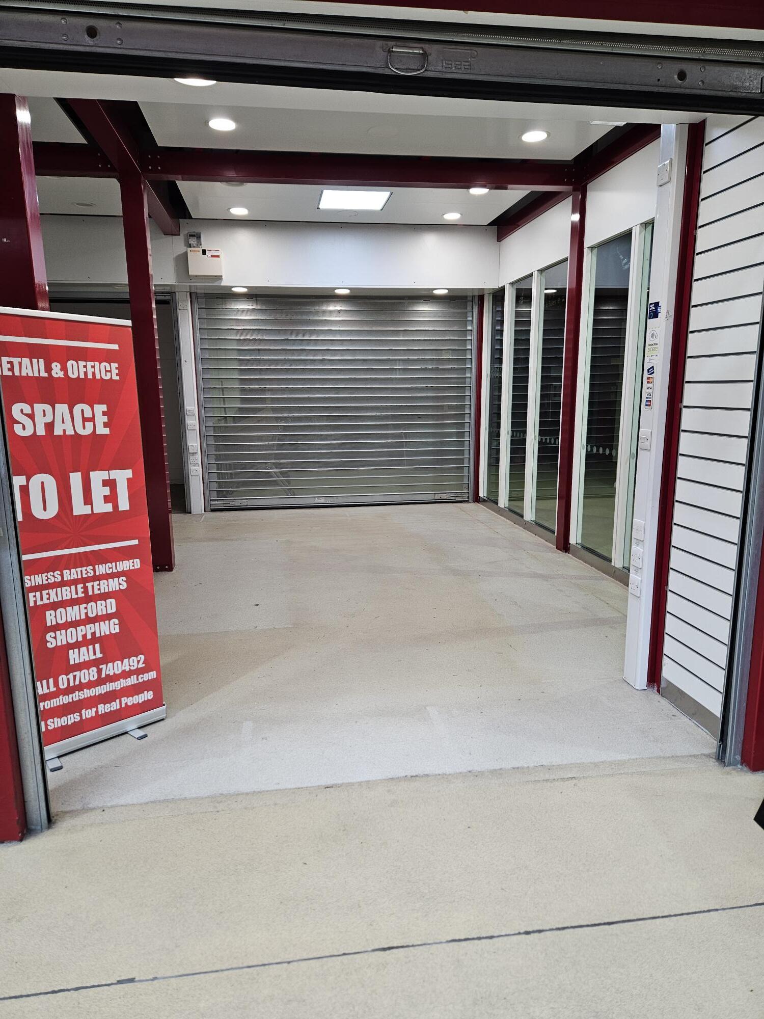 43 Market Pl, Romford to rent Interior Photo- Image 1 of 3