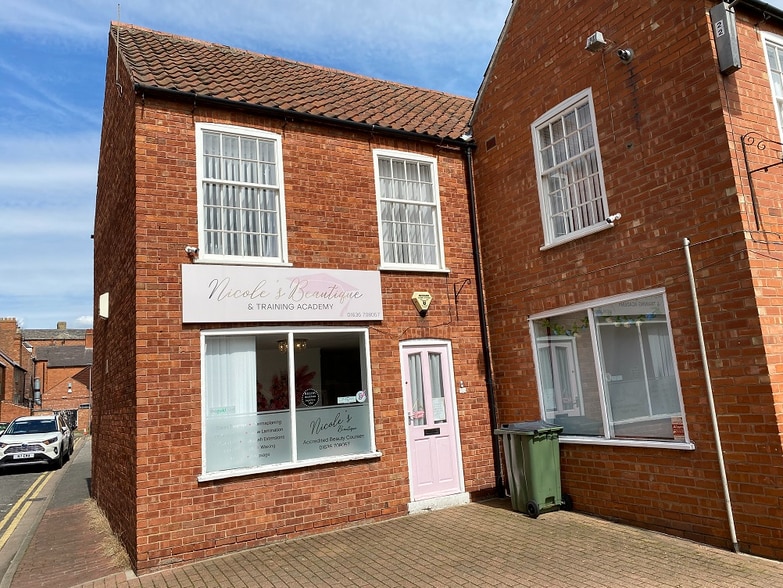 42 Carter Gate, Newark for sale - Building Photo - Image 1 of 1