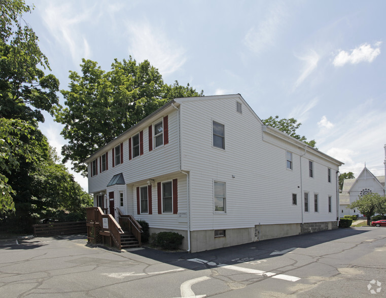 2318 Main St, Stratford, CT for rent - Building Photo - Image 2 of 3