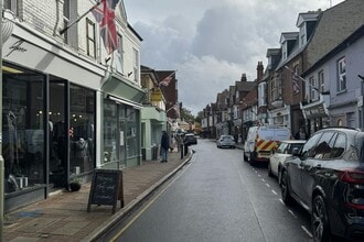 6 Baker St, Weybridge to rent Building Photo- Image 2 of 4