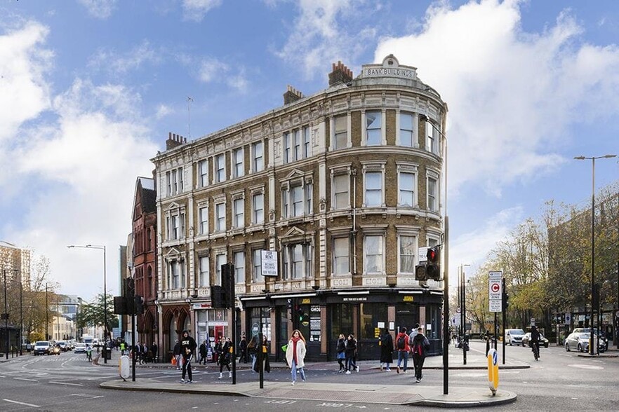 357-363 Goswell Rd, London to rent - Building Photo - Image 1 of 59
