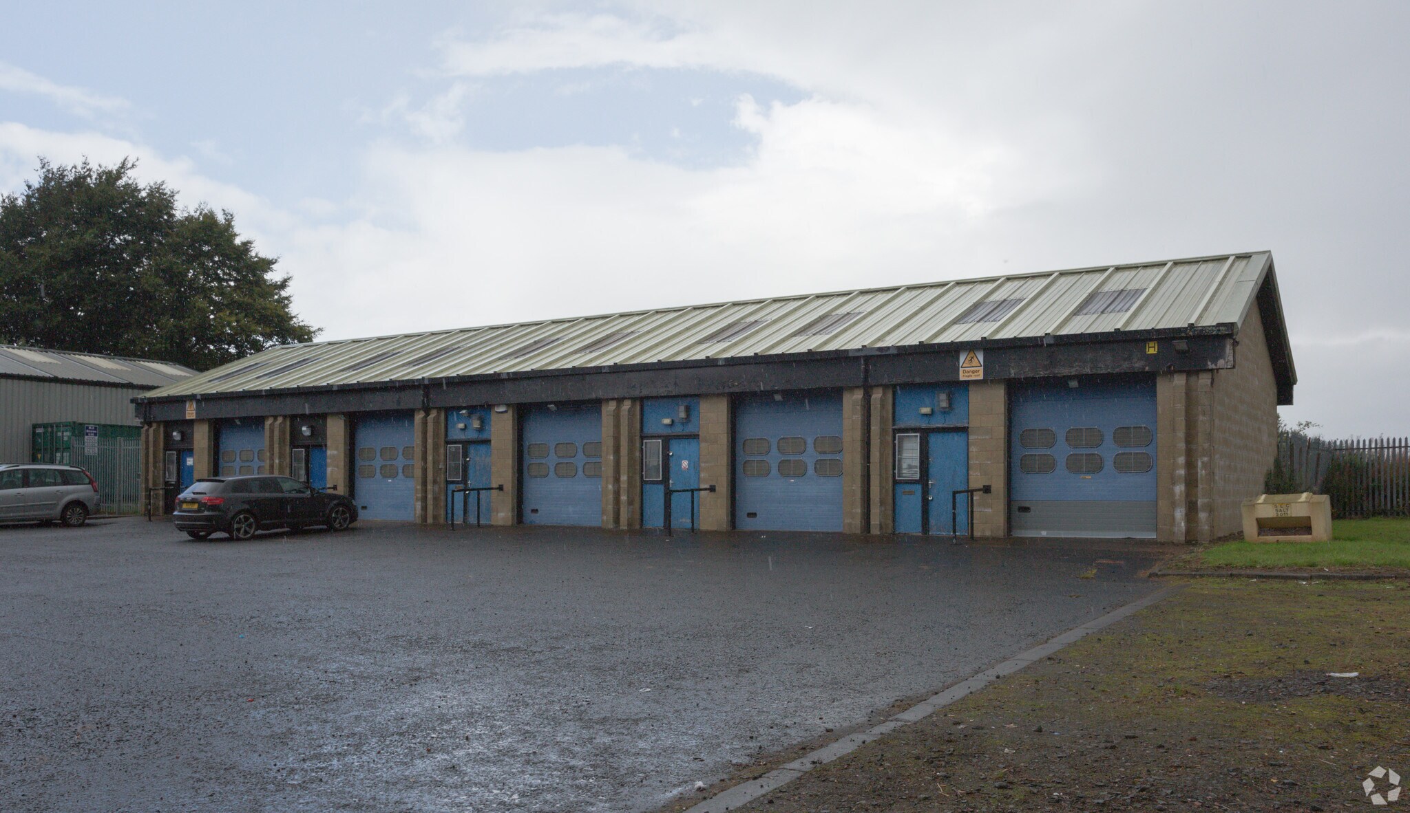 Gateside Industrial Estate, Lesmahagow for sale Primary Photo- Image 1 of 1