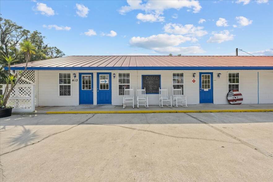 413 Elm St, Welaka, FL for rent - Building Photo - Image 2 of 18