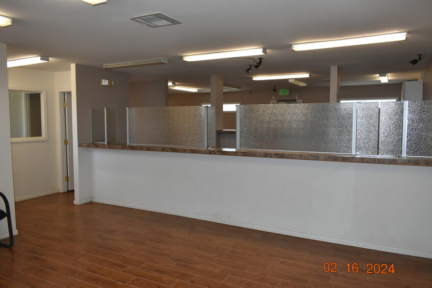 9160 California City Blvd, California City, CA for rent - Building Photo - Image 3 of 17