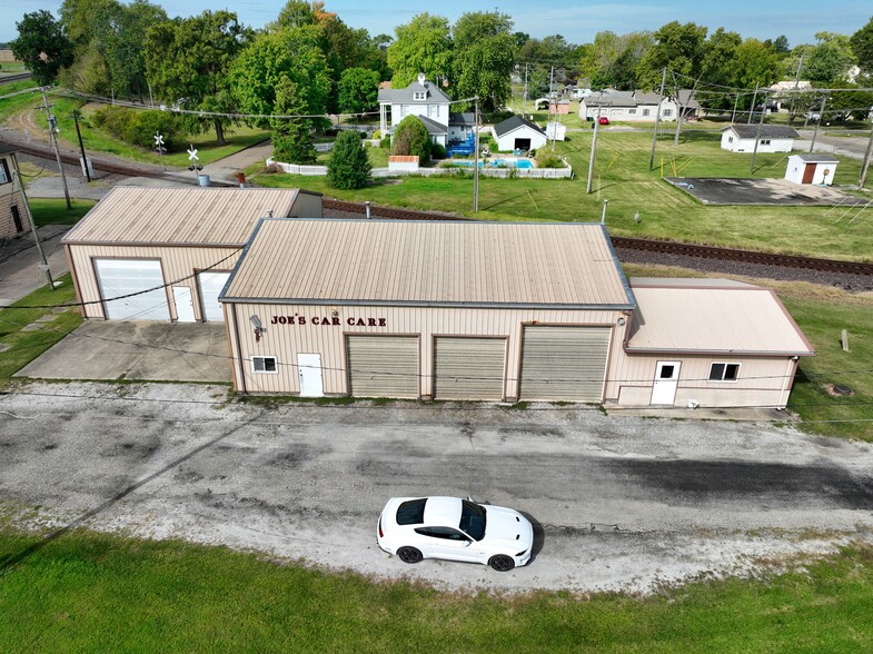 202 N. Sixth St, Altamont, IL for sale - Building Photo - Image 1 of 21