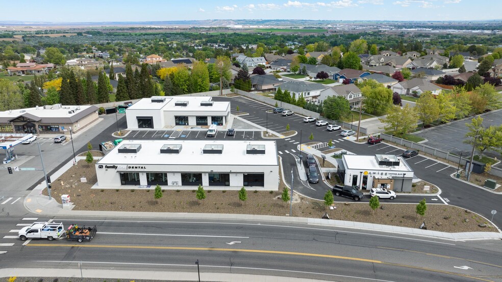 1450 Bombing Range Rd, West Richland, WA for rent - Building Photo - Image 1 of 5